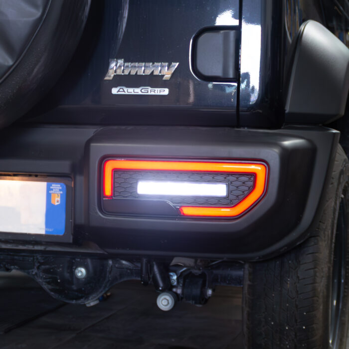 Pickup Attitude Feux Arriere Stop Allumer Jimny (jp-jmlt36-grey). Feux Arriere Stop Allumer Jimny (jp-jmlt36-grey).