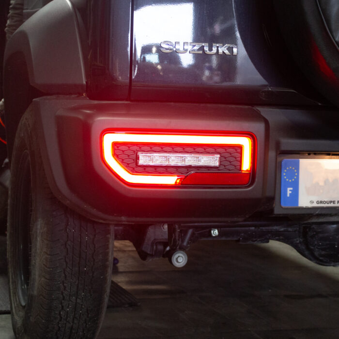 Pickup Attitude Feux Arriere Stop Eteint Jimny (jp-jmlt36). Feux Arriere Stop Eteint Jimny (jp-jmlt36).