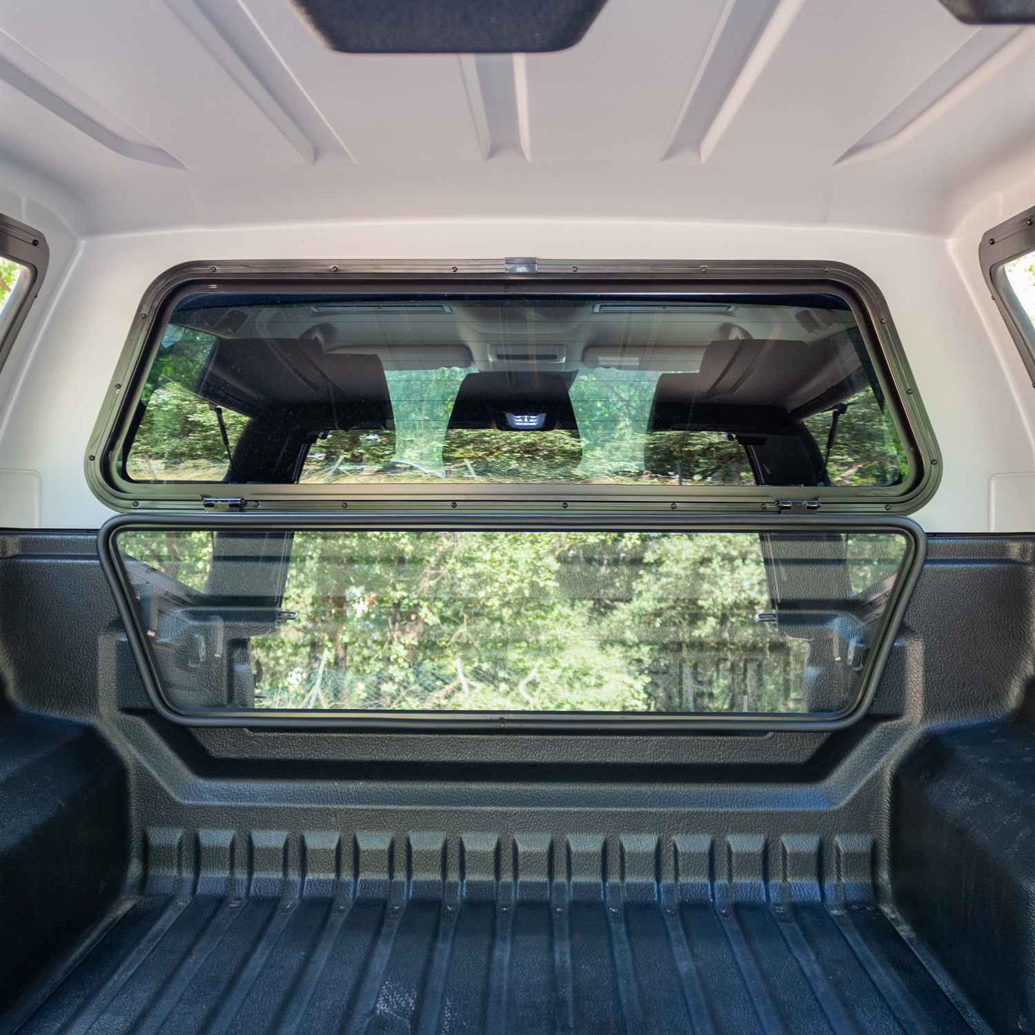 Hardtop Mitsubishi L200 2024+ Fenatre Ouverte Cabine (m6-ak-ht1vp-u33) Hardtop Mitsubishi L200 2024+ Fenetre Ouverte Cabine (m6-ak-ht1vp-u33)