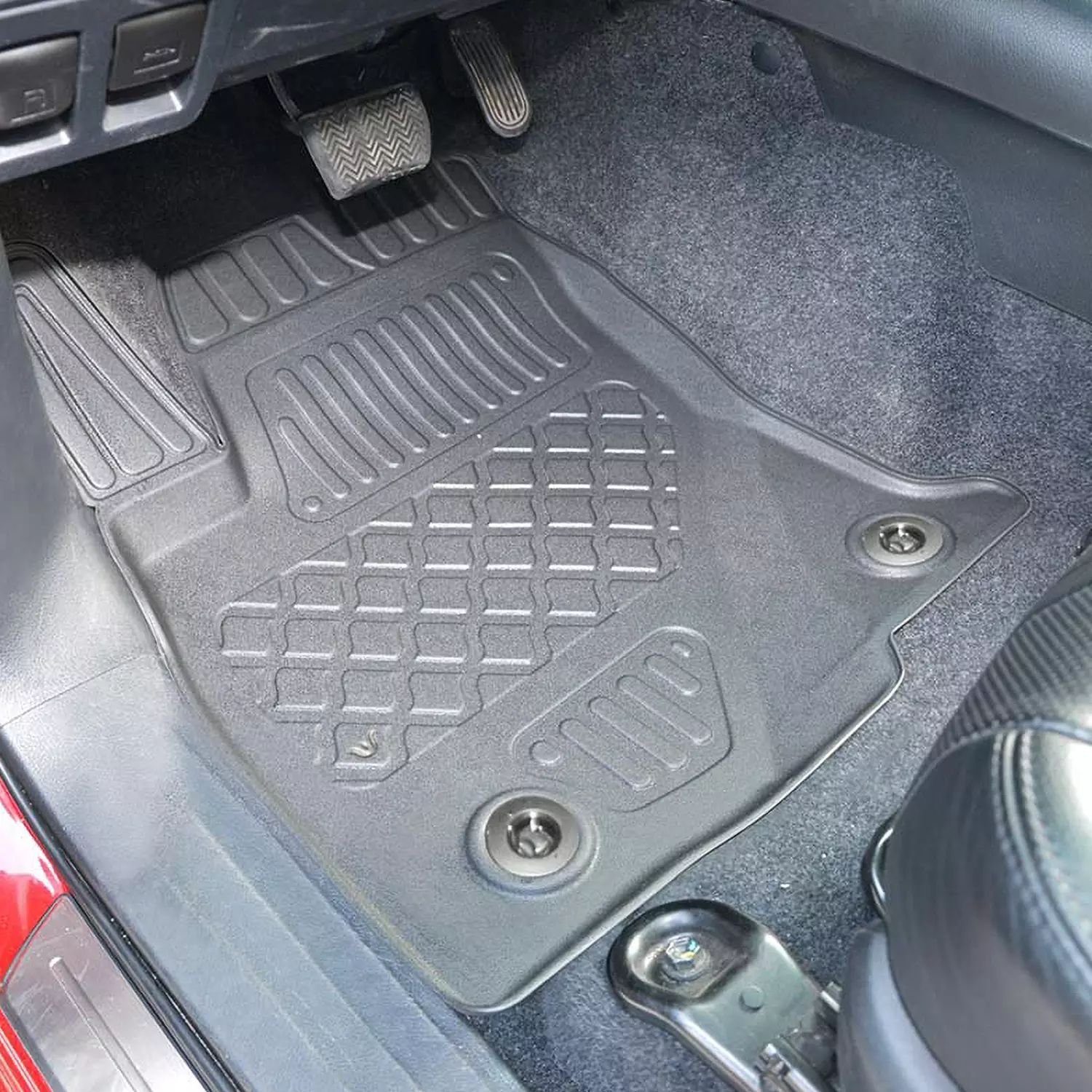 Pickup Attitude Tapis De Sol Toyota Revo Coté Conducteur (t2-tds1-a) Tapis De Sol Toyota Revo Coté Conducteur (t2-tds1-a)