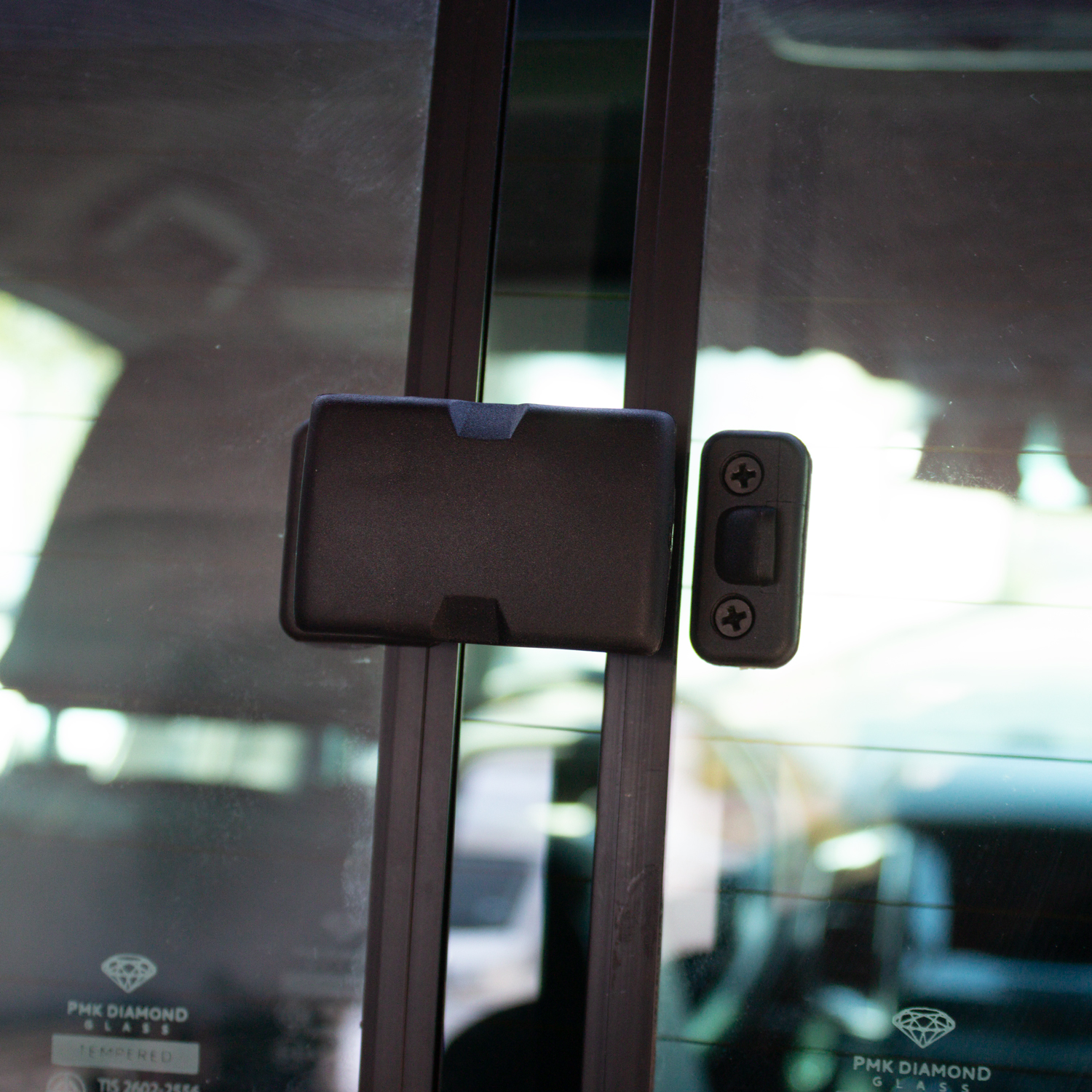 Hard Top Non Vitré Trois Quart (f3-ht2nvc) Coté Cabine Poignée. Hard Top Non Vitré Trois Quart (f3-ht2nvc) Coté Cabine Poignée.