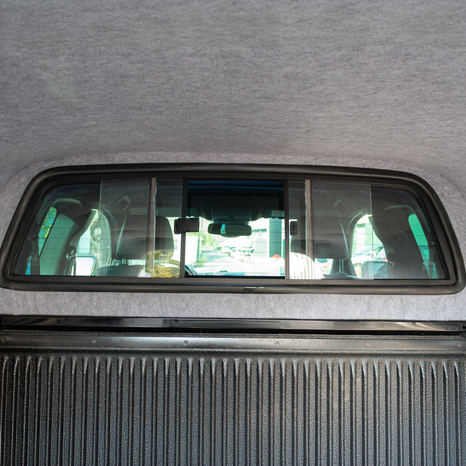 Hard Top Non Vitré Trois Quart (f3-ht2nvc) Coté Cabine Ouvert. Hard Top Non Vitré Trois Quart (f3-ht2nvc) Coté Cabine Ouvert.