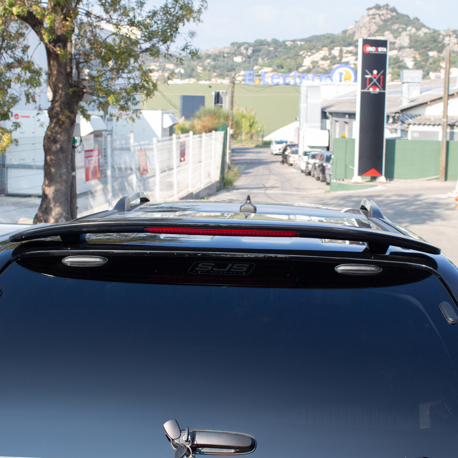 Hard Top Non Vitré Trois Quart (f3-ht2nvc) Troisième Feu Stop Hard Top Non Vitré Trois Quart (f3-ht2nvc) Troisième Feu Stop